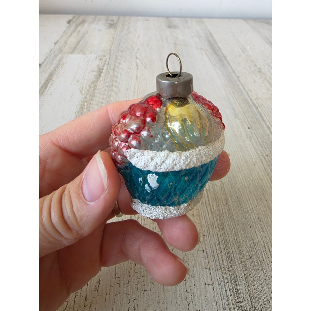 Vintage fruit basket mercury glass Mica ornament grapes Xmas tree